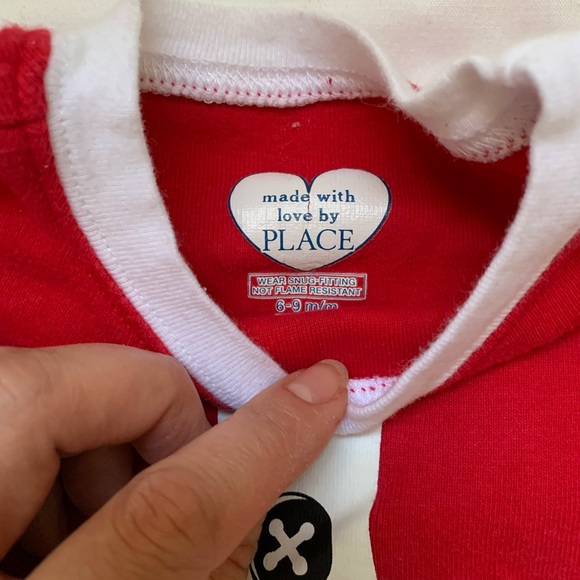 Children’s Place Santa Pajamas 6-9 month - Christmas - Picture 7 of 8